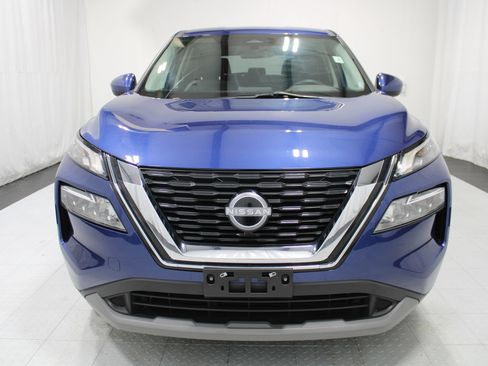 Used 2023 Nissan Rogue SV AWD/4WD image 3