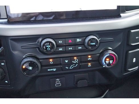 Used 2025 Ford F150 XL w/ Equipment Group 103A High AWD/4WD image 24