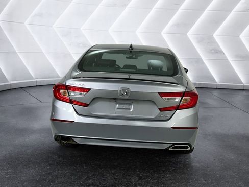 Used 2022 Honda Accord Sport image 5