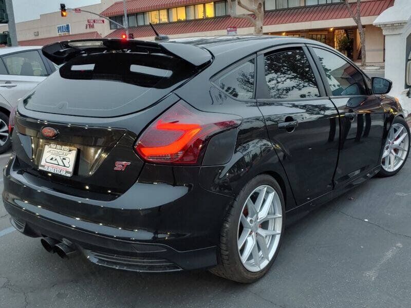 Used 2014 Ford Focus ST w/ Equipment Group 202A FWD image 25