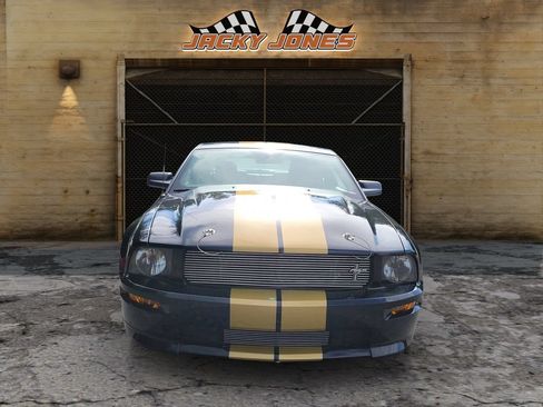 Used 2006 Ford Mustang GT Premium RWD image 9