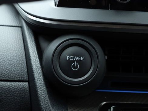 Used 2024 Toyota Prius XLE image 10