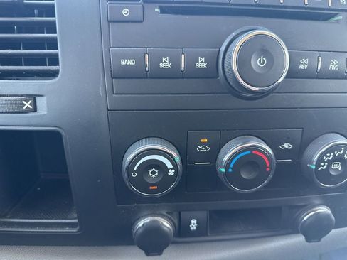 Used 2011 Chevrolet Silverado 1500 LS image 14