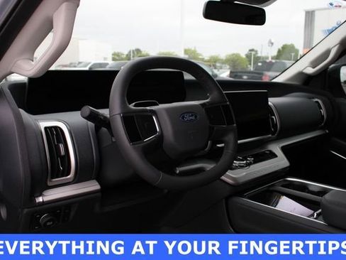 New 2026 Ford Expedition Active AWD/4WD image 2