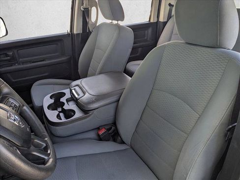 Used 2017 RAM 2500 Tradesman w/ Chrome Appearance Group image 14