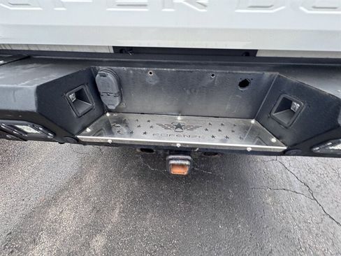 Used 2017 Ford F250 XLT w/ XLT Value Package image 19