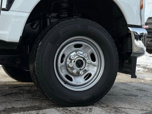 Used 2024 Ford F250 XL w/ FX4 Off-Road Package image 45