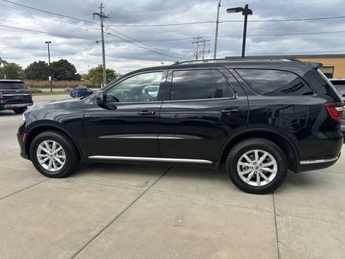 Used 2023 Dodge Durango SXT image 9