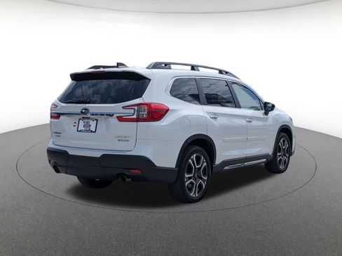 Certified 2024 Subaru Ascent Touring AWD/4WD image 7