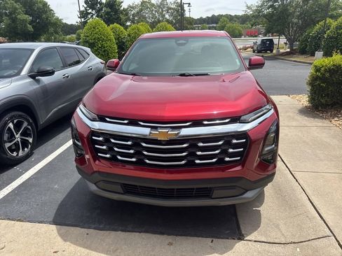 Certified 2025 Chevrolet Equinox LT w/ Safety and Technology Package FWD image 2