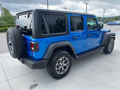 New 2026 Jeep Wrangler Unlimited Sport AWD/4WD image 18