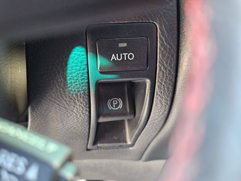 Used 2015 Lexus LS 460 AWD image 18