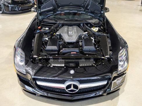 Used 2012 Mercedes-Benz SLS AMG Coupe image 29