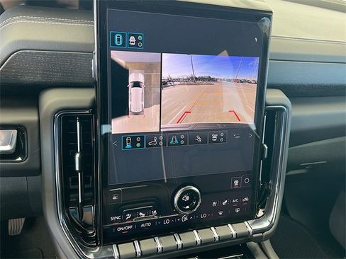 New 2026 GMC Yukon AT4 Ultimate image 9