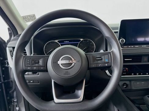 Certified 2024 Nissan Rogue SV image 11