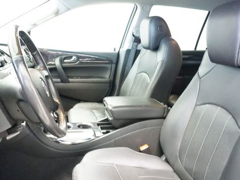 Used 2017 Buick Enclave Leather image 26