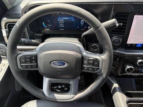 New 2026 Ford F250 Lariat w/ Black Appearance Package AWD/4WD image 27