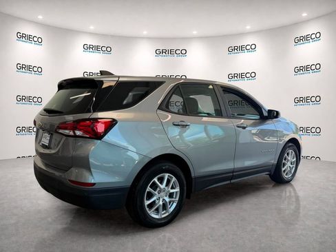 Used 2024 Chevrolet Equinox LS w/ Driver Confidence II Package FWD image 7