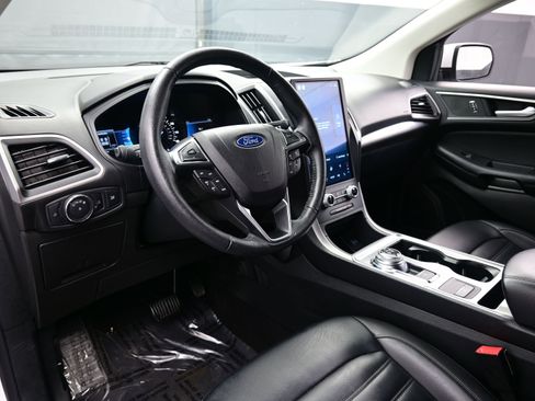 Used 2022 Ford Edge SEL image 14