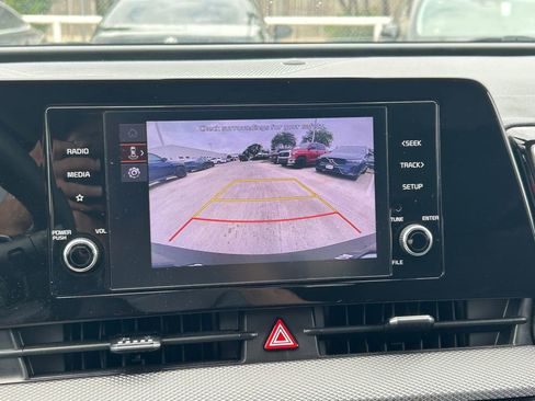 Used 2023 Kia Sportage LX image 30