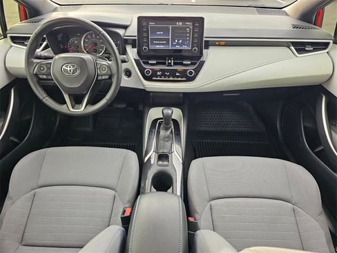 Used 2020 Toyota Corolla SE image 15