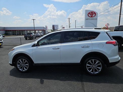 Used 2017 Toyota RAV4 Limited FWD image 2