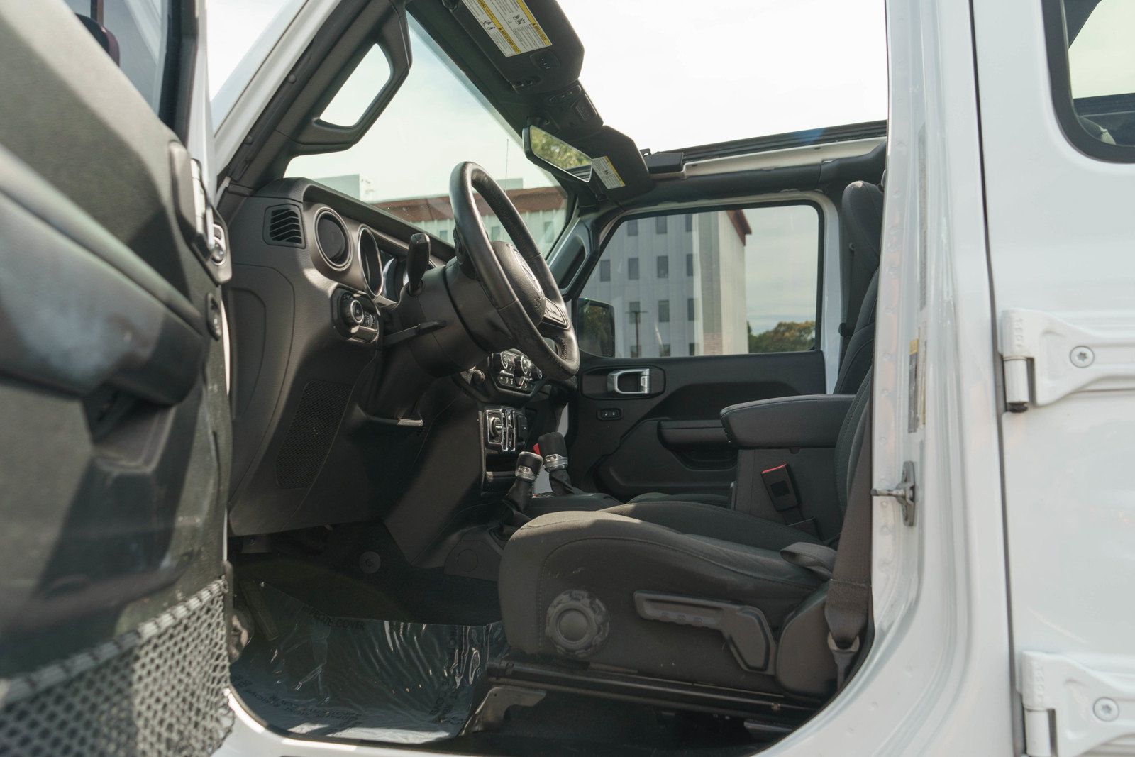 Used 2021 Jeep Wrangler Unlimited Sport AWD/4WD image 11