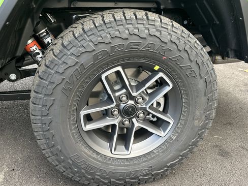 New 2026 Jeep Gladiator Mojave image 33