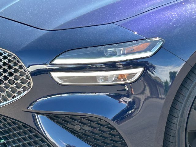 Used 2023 Genesis G70 2.0T w/ Sport Prestige Package AWD/4WD image 11