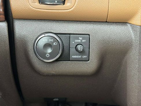 Used 2017 Buick Enclave Premium w/ Experience Buick Package image 43