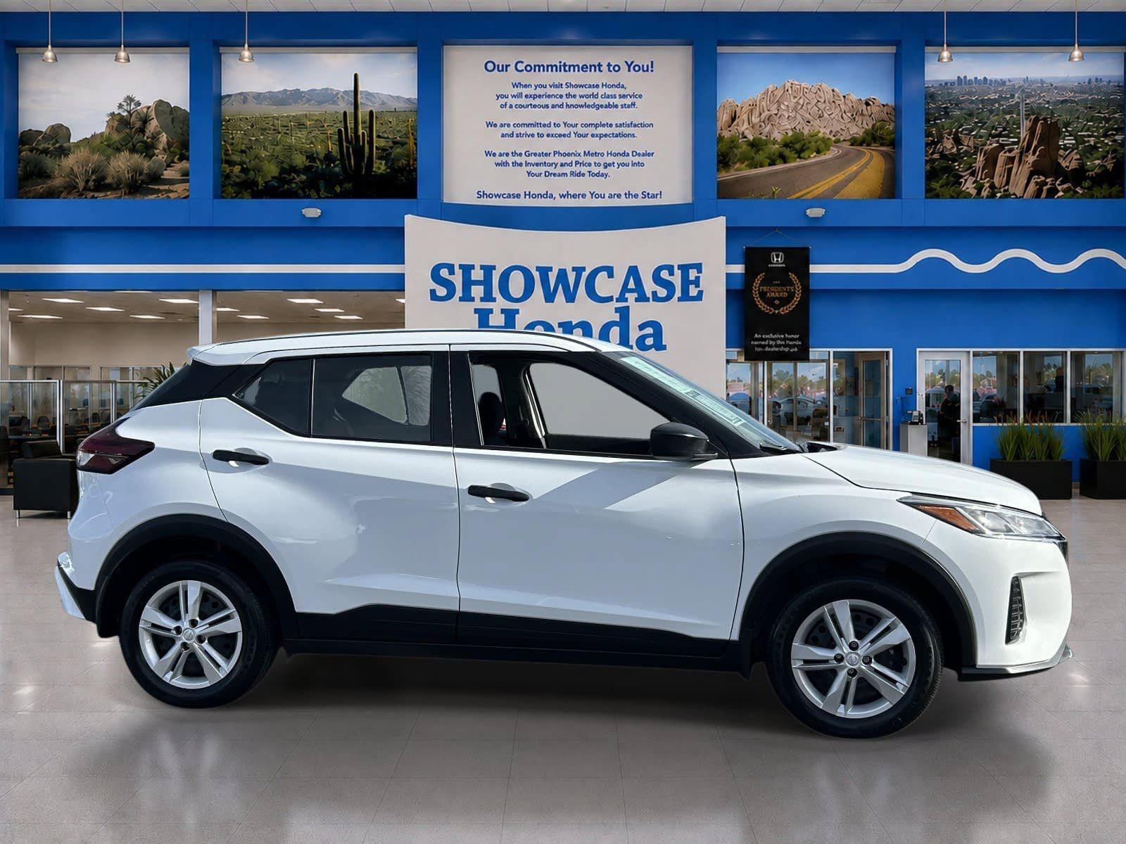 Used 2025 Nissan Kicks Play S FWD image 7