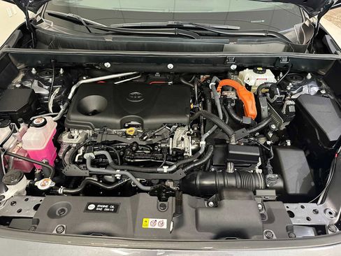 Used 2021 Toyota RAV4 XSE image 9