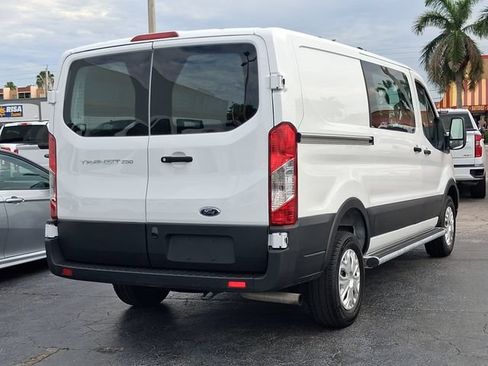 Used 2025 Ford Transit 250 Low Roof w/ Exterior Upgrade Package RWD image 4