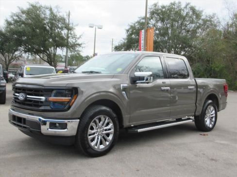 Used 2025 Ford F150 XLT w/ Equipment Group 302A MID image 3