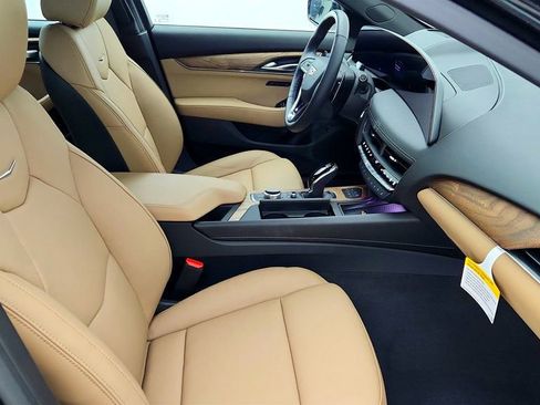 Used 2025 Cadillac CT5 Premium Luxury RWD image 25