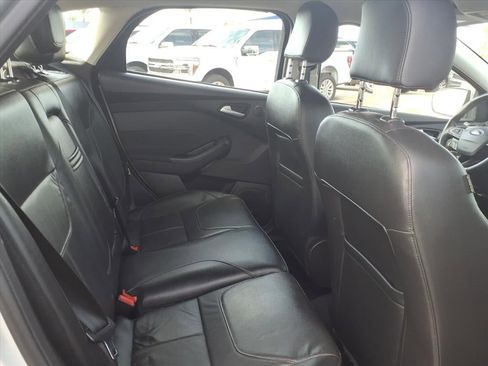 Used 2015 Ford Focus Titanium w/ Titanium Technology Package image 14