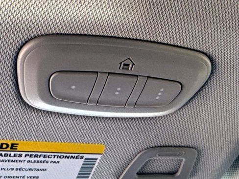 Used 2023 Jeep Grand Cherokee Limited image 18