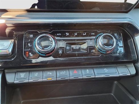 Used 2024 GMC Sierra 2500 Denali Ultimate w/ Max Trailering Package image 21