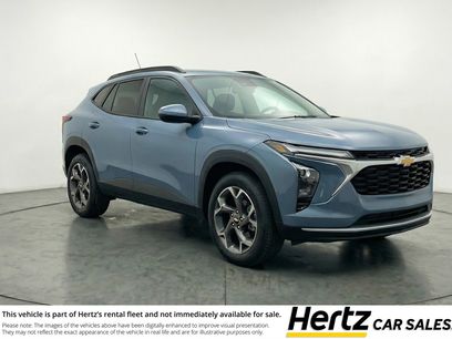 Used 2025 Chevrolet Trax LT w/ LT Convenience Package