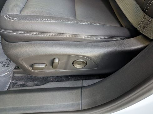 New 2025 Chevrolet Blazer EV LT image 22