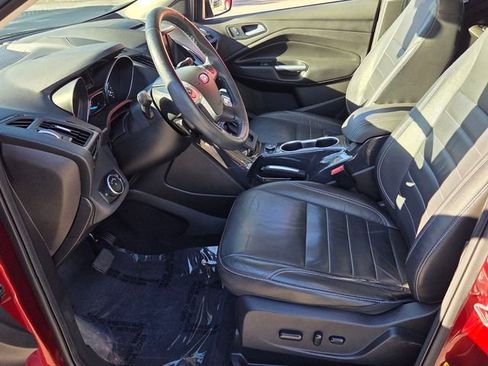 Used 2015 Ford Escape Titanium image 9