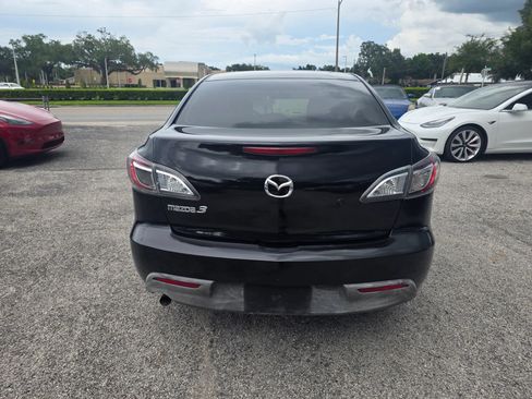 Used 2011 MAZDA MAZDA3 i Sport FWD image 6