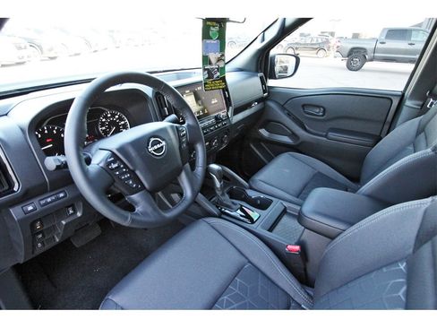 New 2026 Nissan Frontier SV image 12