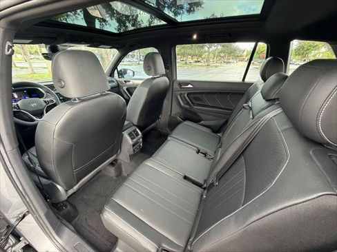 Used 2023 Volkswagen Tiguan SE R-Line FWD image 23