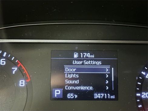 Used 2022 Kia Soul LX image 4