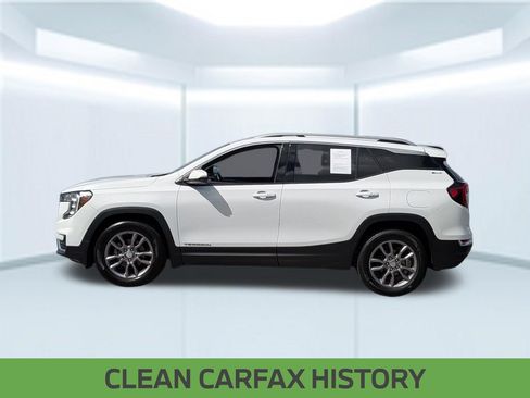 Used 2023 GMC Terrain SLT FWD image 2