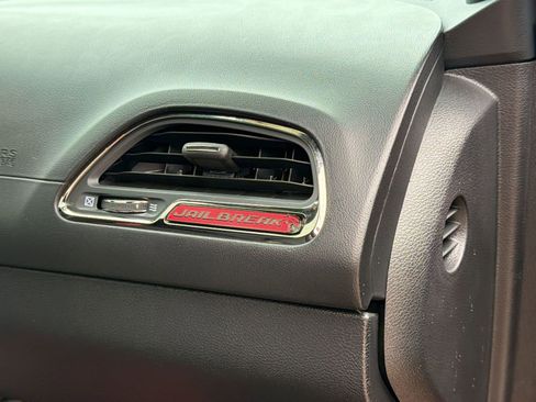 Used 2023 Dodge Challenger SRT Hellcat RWD image 30