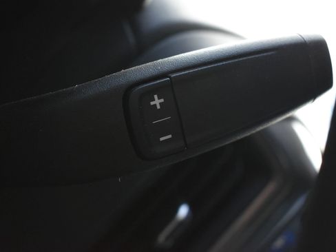 Used 2022 Chevrolet Silverado 1500 Custom image 24