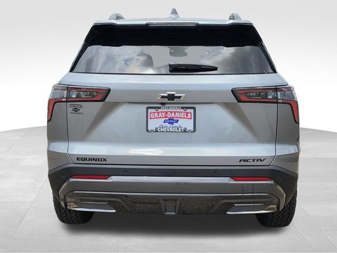 New 2026 Chevrolet Equinox ACTIV w/ Convenience Package III FWD image 5