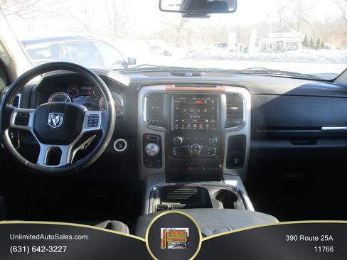 Used 2016 RAM 1500 Laramie w/ Convenience Group AWD/4WD image 8